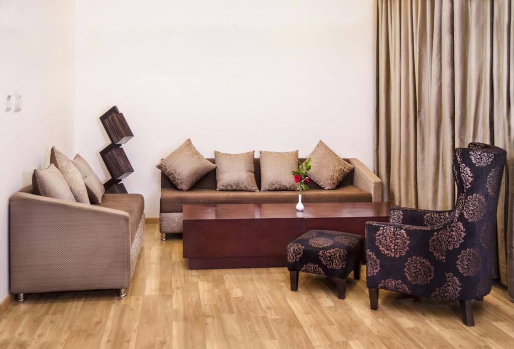 Ananya Regency Hotel Kashipur Exterior photo