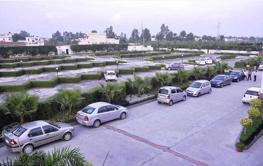 Ananya Regency Hotel Kashipur Exterior photo